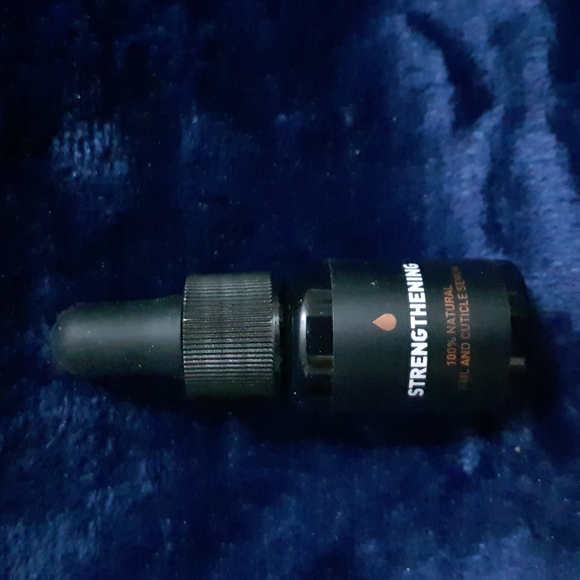 Way of Will Strengthening Nailm& Cuticle Serum - Picture 3 of 4